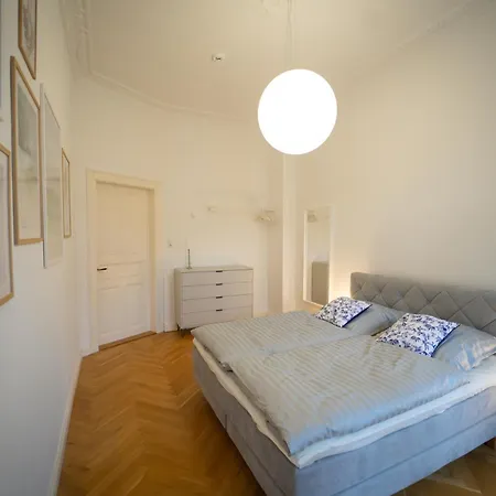 Apartment Charles & Kaetchen Design Zentrum Leipzig