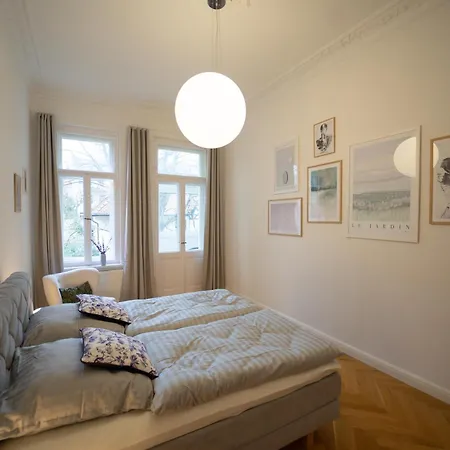 Charles & Kaetchen Design Zentrum Apartment *