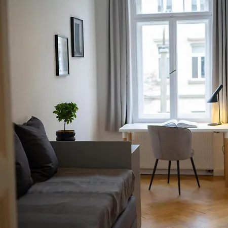 Apartment Charles & Kaetchen Design Zentrum