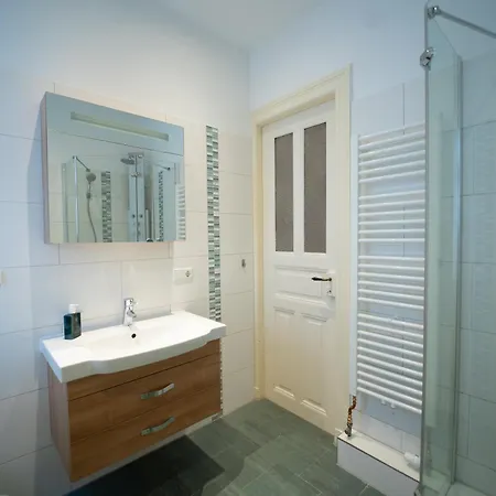 Charles & Kaetchen Design Zentrum Apartment *