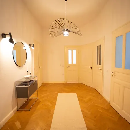 Appartamento Charles & Kaetchen Design Zentrum