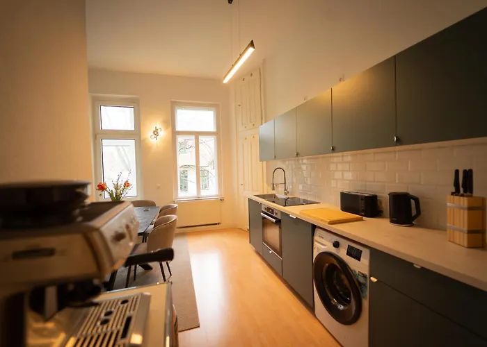 Charles & Kaetchen Design Zentrum Apartament *